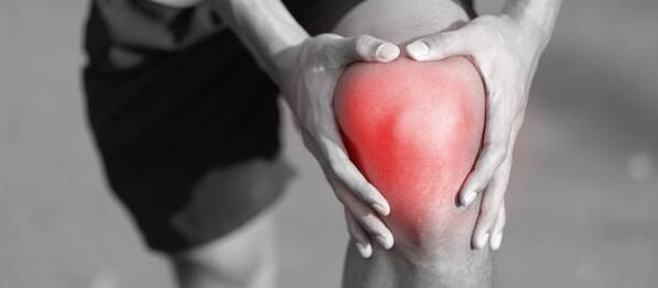 Gelenkschmerzen bei einem Mann